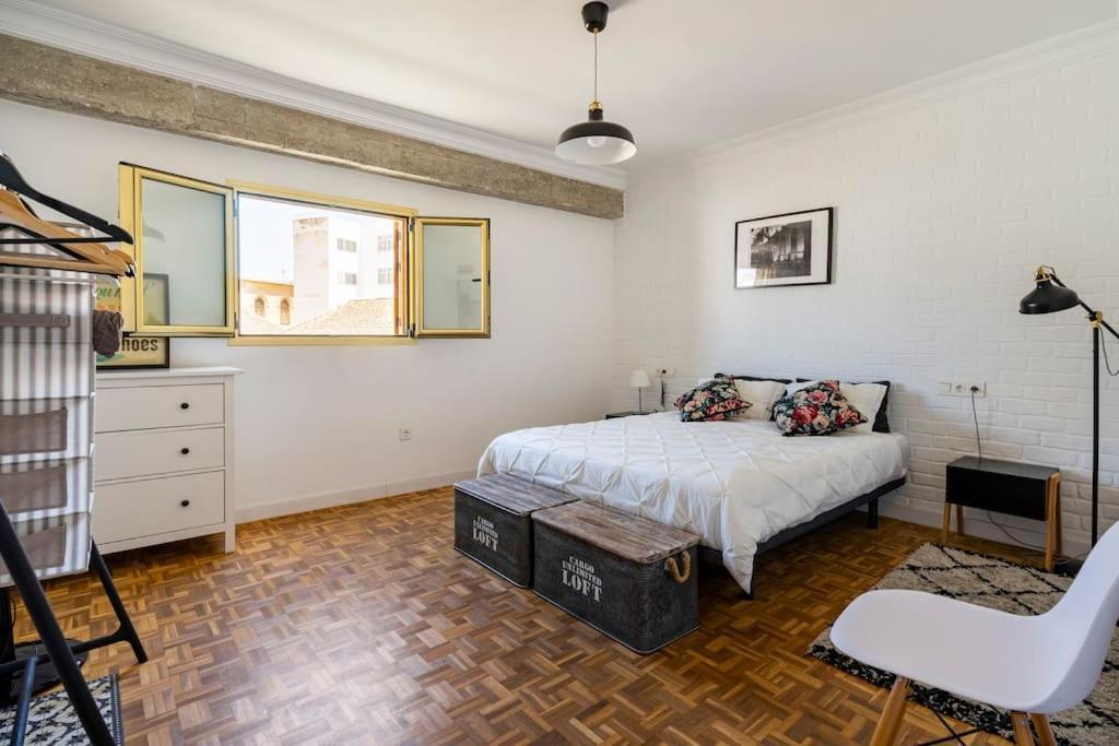 Lifehouse Cathedral * Free Parking* Superiorwifi* Almeria Exterior foto
